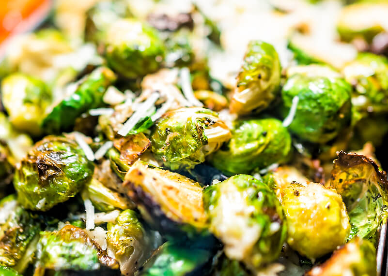 health-and-wellness_nutrition_recipes_sections_low-carb-dinner_Cacio e Pepe Brussels Sprouts