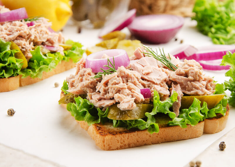 health-and-wellness_nutrition_recipes_sections_low-carb-dinner_Classic Tuna Salad
